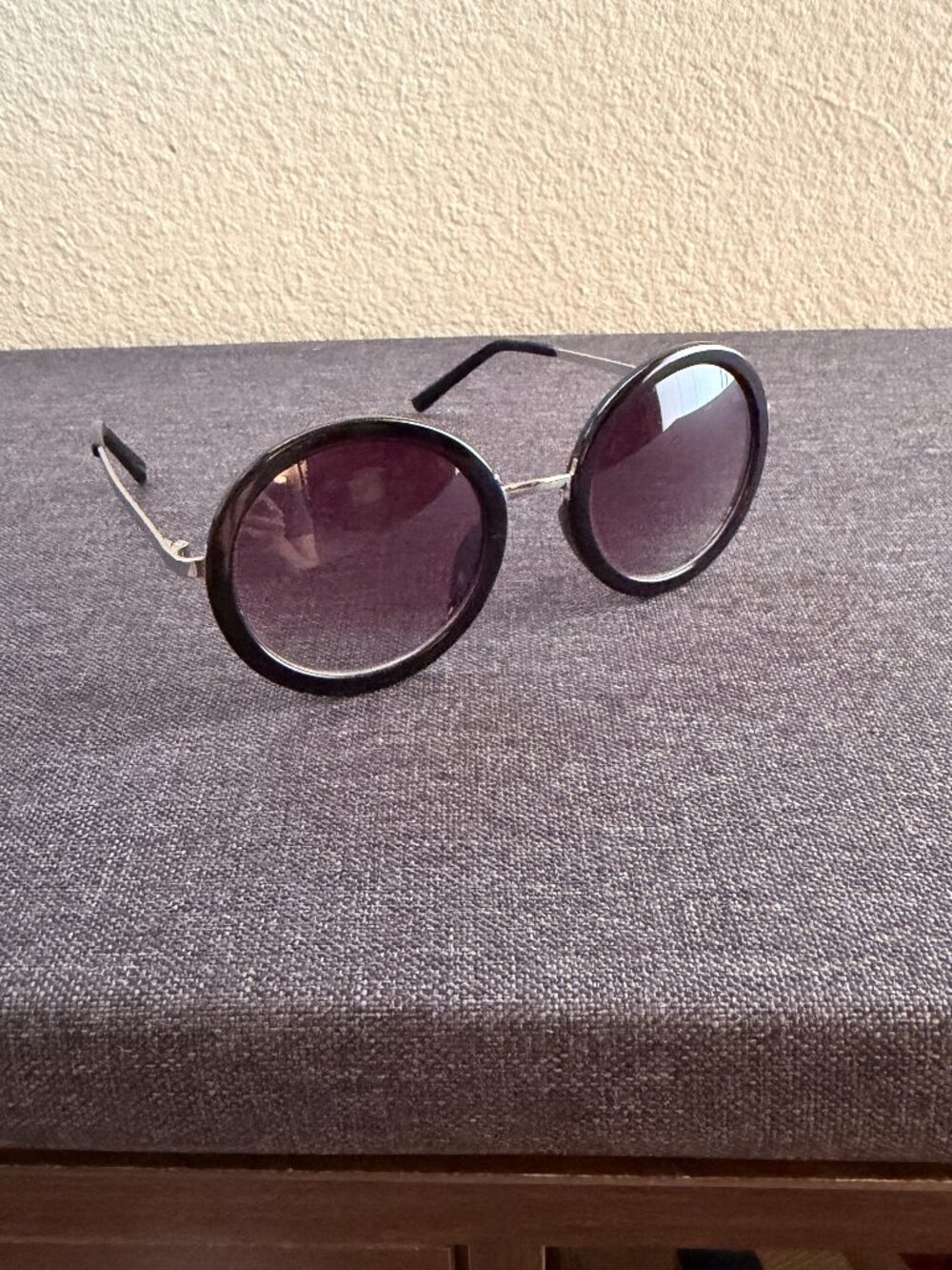 Oversized Round Retro Black Polarized Sunglasses